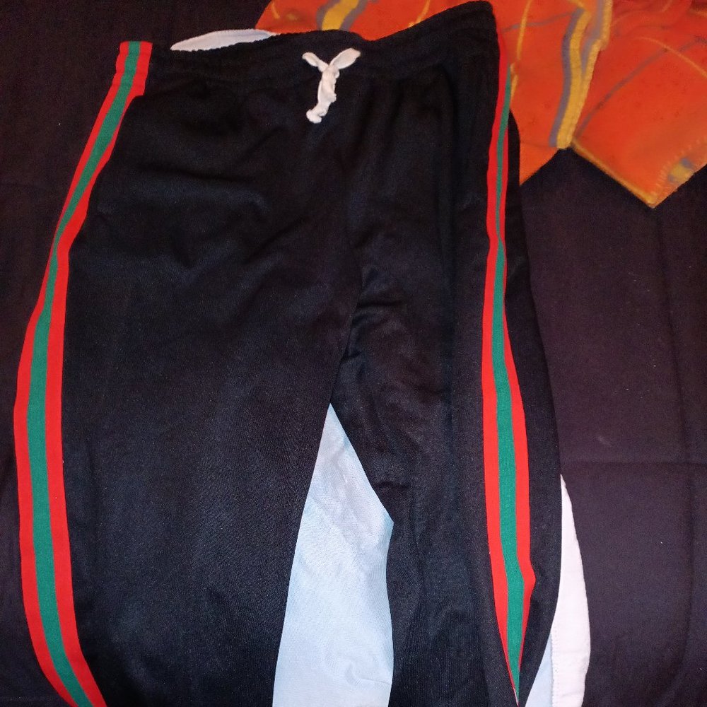 Gucci sweats